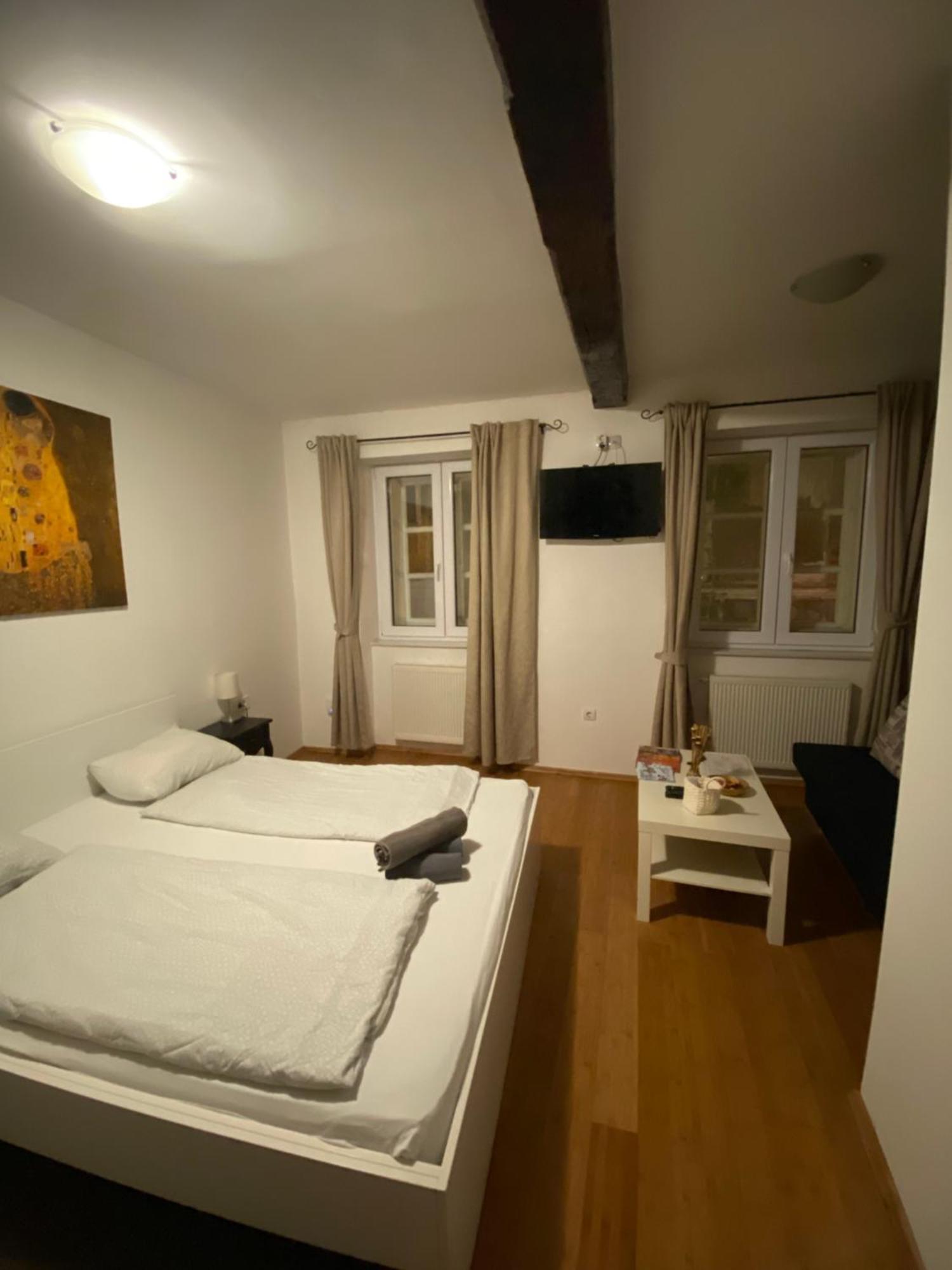 Nokturno Accomodation 자그레브 외부 사진